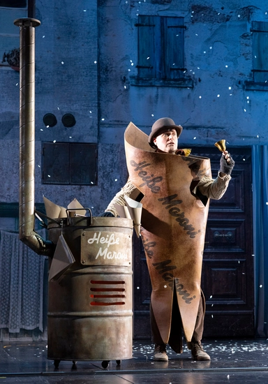 Dekoratives Szenenfoto aus Die kleine Hexe.