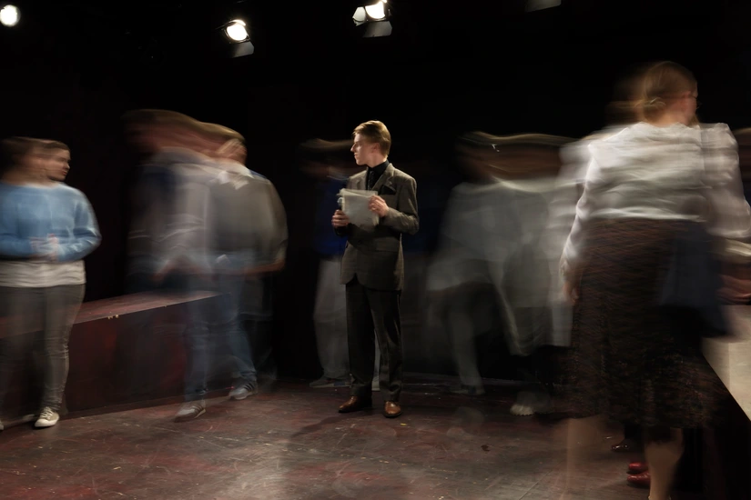 Dekoratives Szenenfoto aus »Lost in Education«.