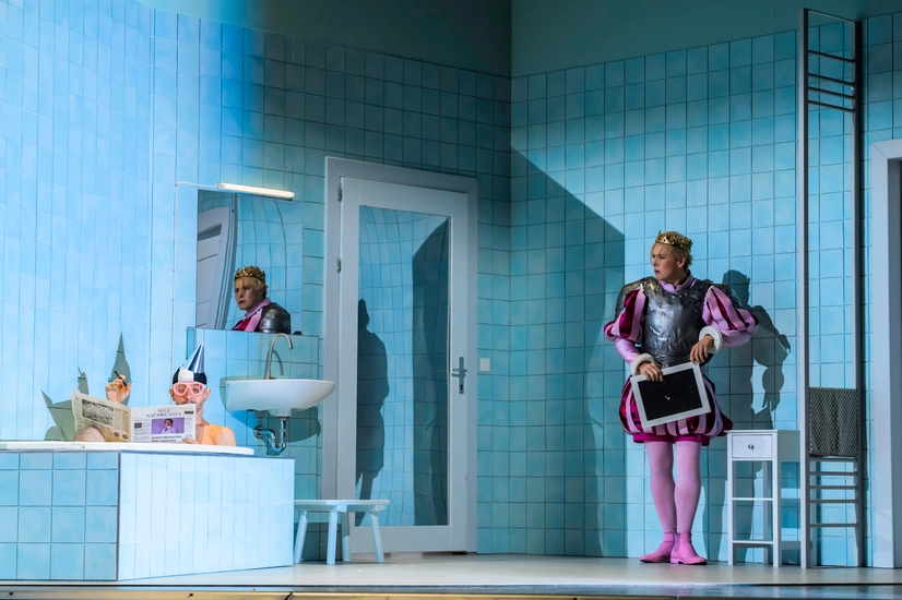 Dekoratives Szenenfoto aus Die Zauberflöte.