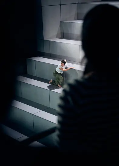 Dekoratives Szenenfoto aus antigone. ein requiem.
