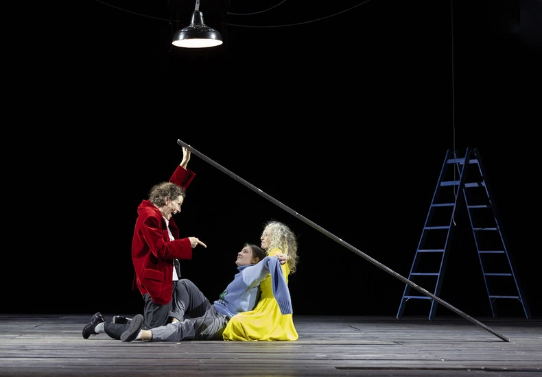 Dekoratives Szenenfoto aus Herzfaden.