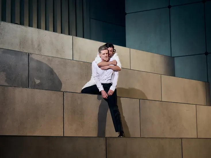 Dekoratives Szenenfoto aus antigone. ein requiem.