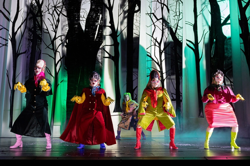 Dekoratives Szenenfoto aus Die kleine Hexe.