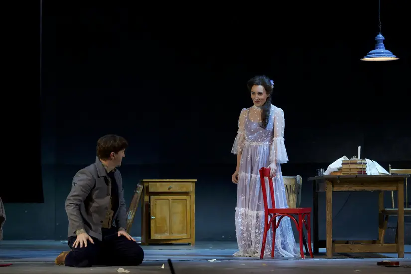 Dekoratives Szenenfoto aus La Bohème.