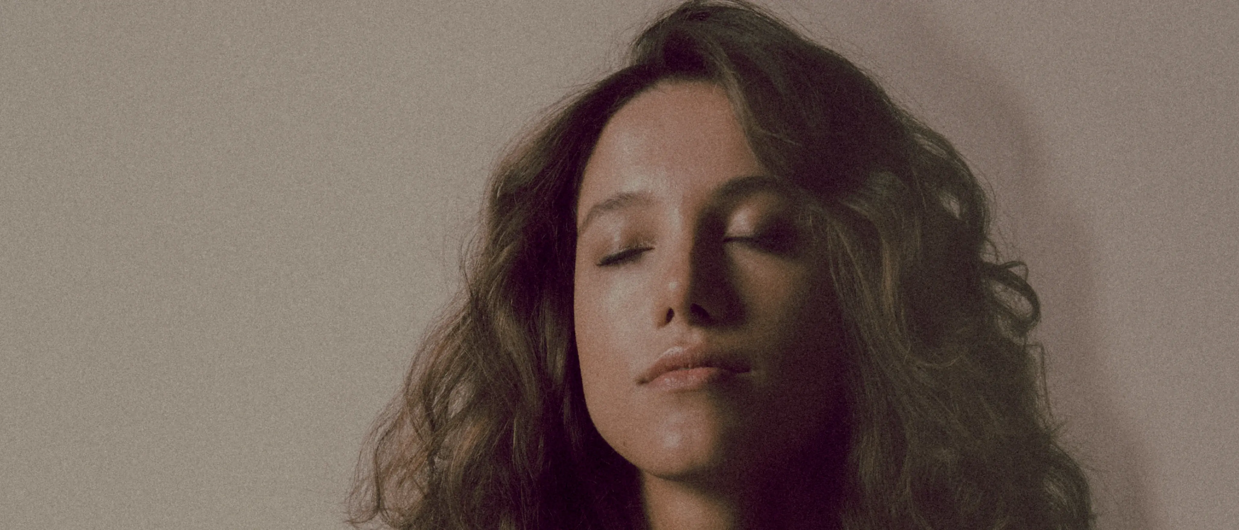 Dekoratives Bild für das Konzert mit Alma Naidu