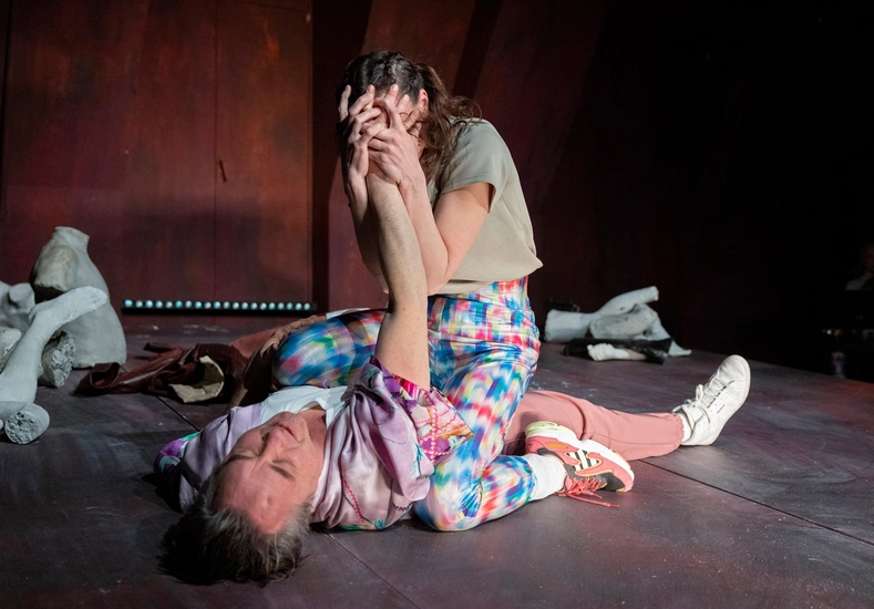 Dekoratives Szenenfoto aus Penthesilea. Ein Requiem.