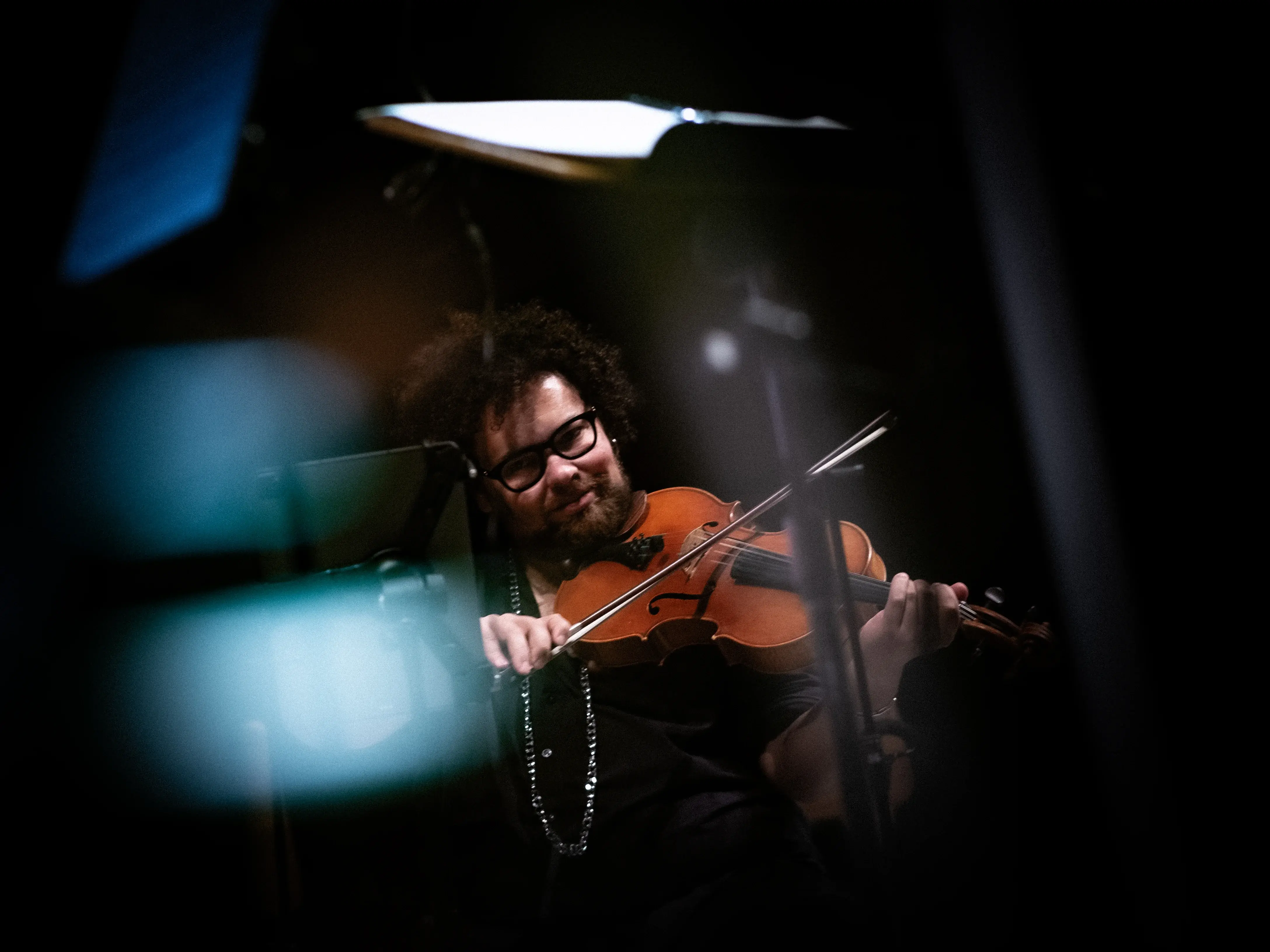 Dekoratives Bild für das Notfallkonzert mit dem Orchester im Treppenhaus