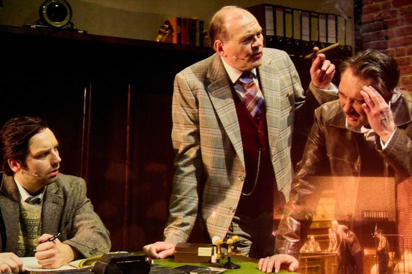 Dekoratives Szenenfoto aus Kleiner Mann, was nun.